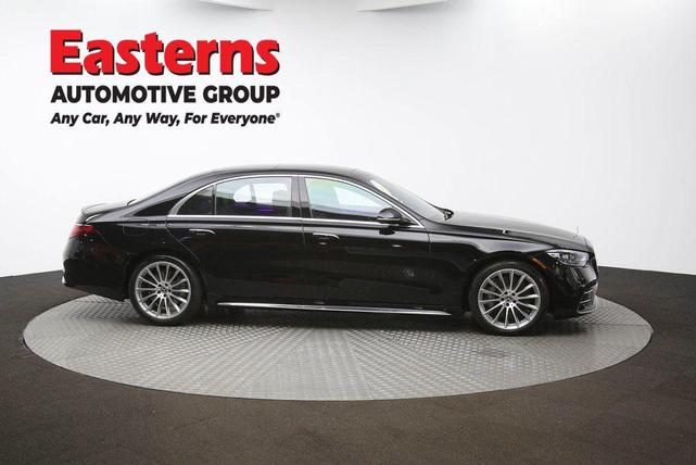Photo of 2023 Black Mercedes-Benz S-Class
