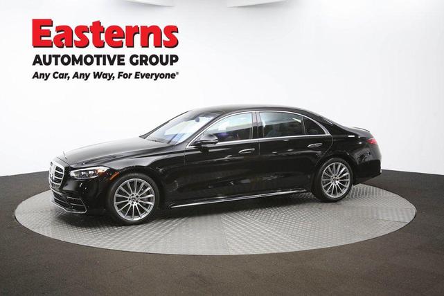 Photo of 2023 Black Mercedes-Benz S-Class