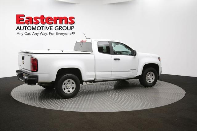 Photo of 2018 Summit White Chevrolet Colorado