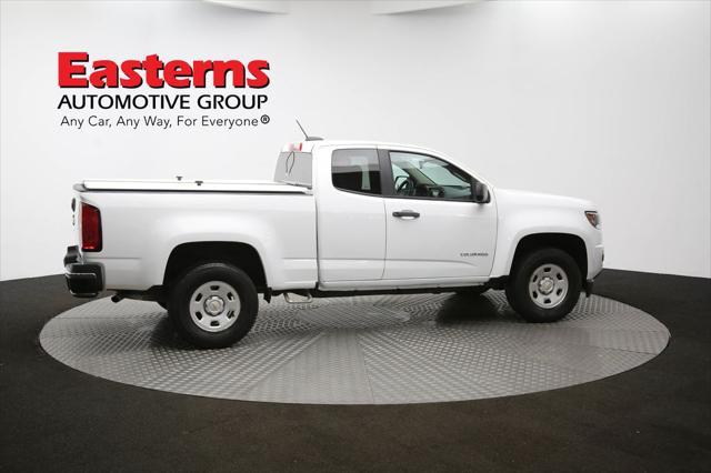 Photo of 2018 Summit White Chevrolet Colorado