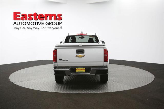 Photo of 2018 Summit White Chevrolet Colorado