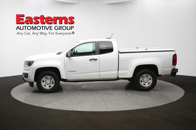 Photo of 2018 Summit White Chevrolet Colorado