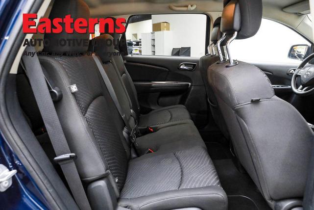 Photo of 2018 Contusion Blue Pearlcoat Dodge Journey