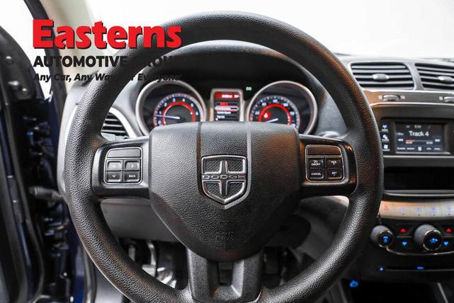 Photo of 2018 Contusion Blue Pearlcoat Dodge Journey