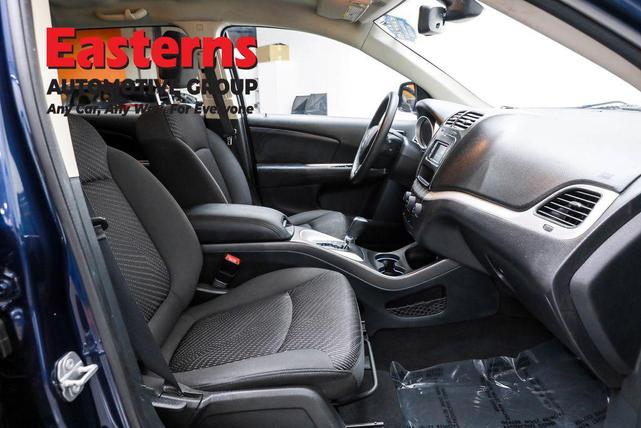 Photo of 2018 Contusion Blue Pearlcoat Dodge Journey