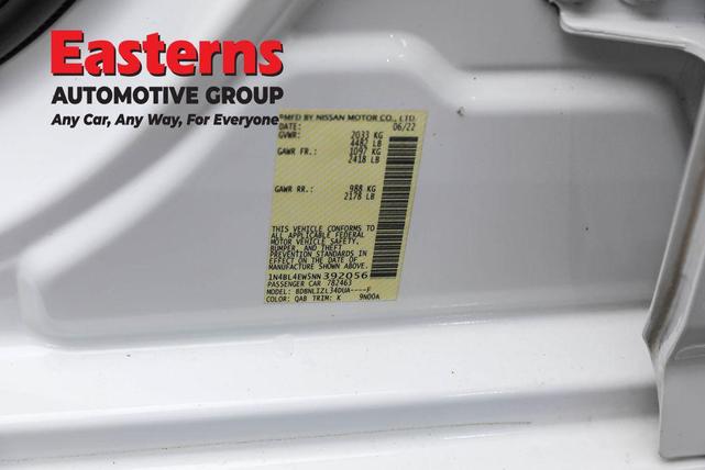 Photo of 2022 Pearl White Tricoat Nissan Altima