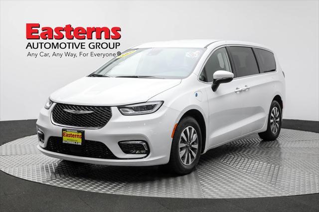 2023 Chrysler Pacifica Hybrid