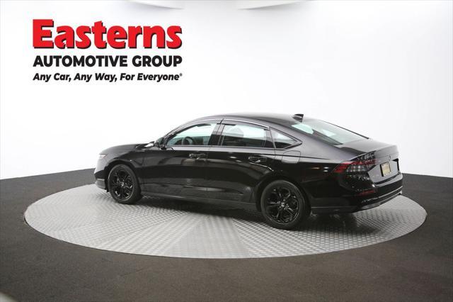 Photo of 2025 Crystal Black Pearl Honda Accord