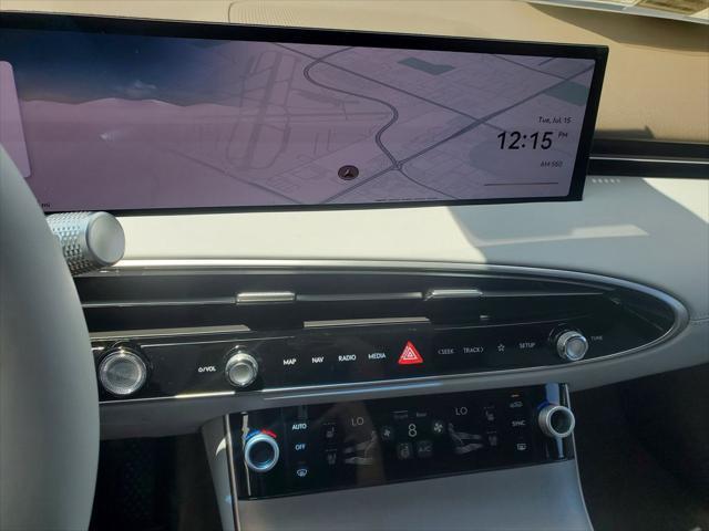 Photo of 2026 Uyuni White Genesis GV70
