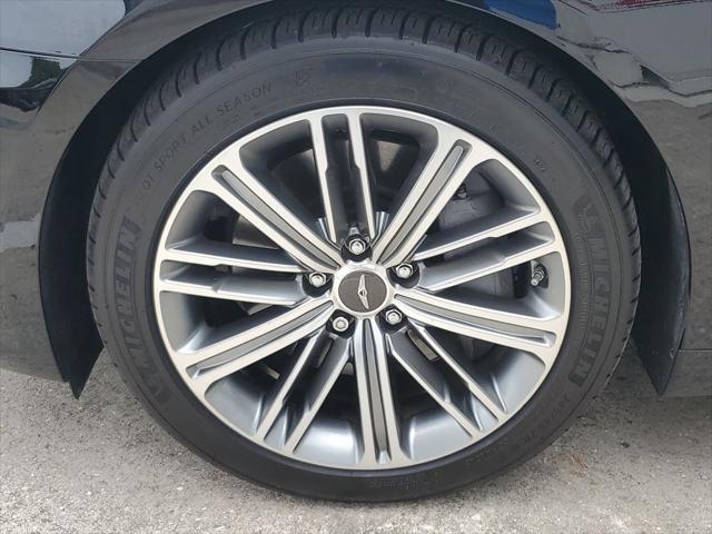 Photo of 2020 Vik Black Genesis G80