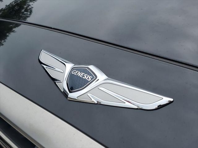 Photo of 2020 Vik Black Genesis G80