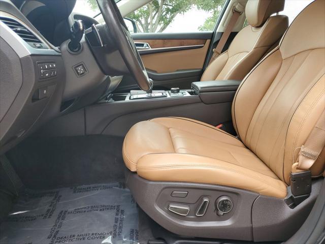 Photo of 2020 Vik Black Genesis G80