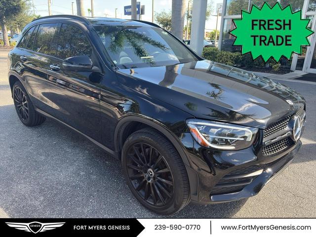 Photo of 2022 Black Mercedes-Benz GLC 300