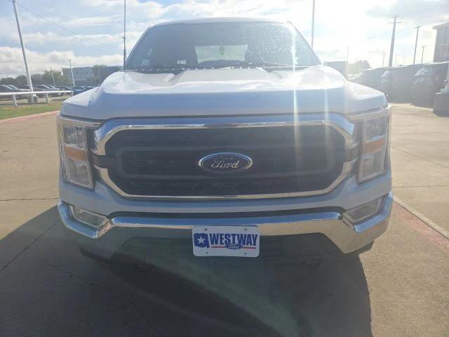 Photo of 2022 Oxford White Ford F-150