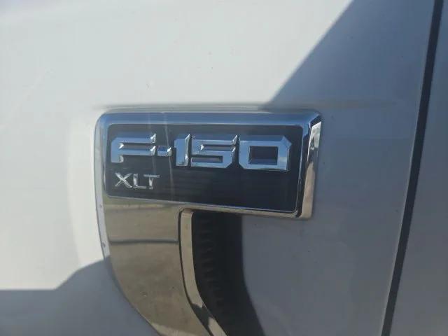 Photo of 2022 Oxford White Ford F-150