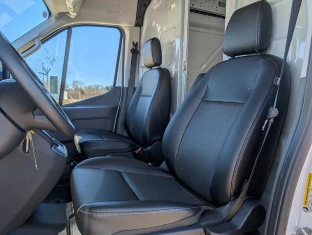 Photo of 2024 Oxford White Ford Transit-350