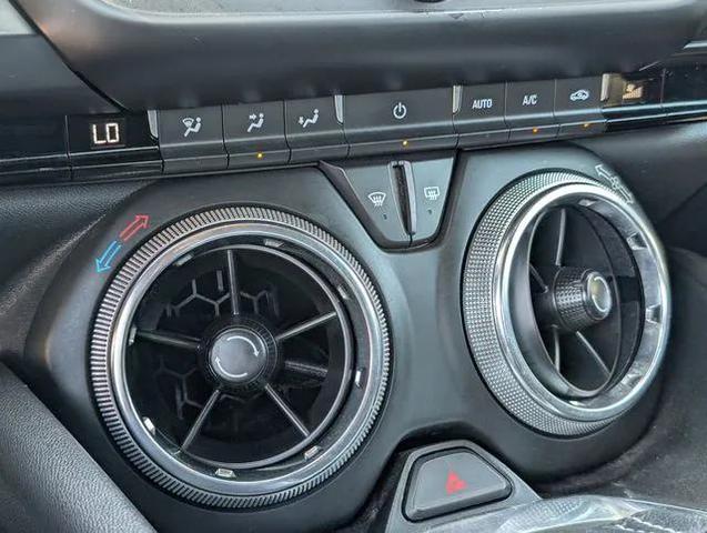Photo of 2021 Shadow Gray Metallic Chevrolet Camaro