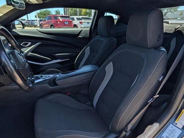 Photo of 2021 Shadow Gray Metallic Chevrolet Camaro