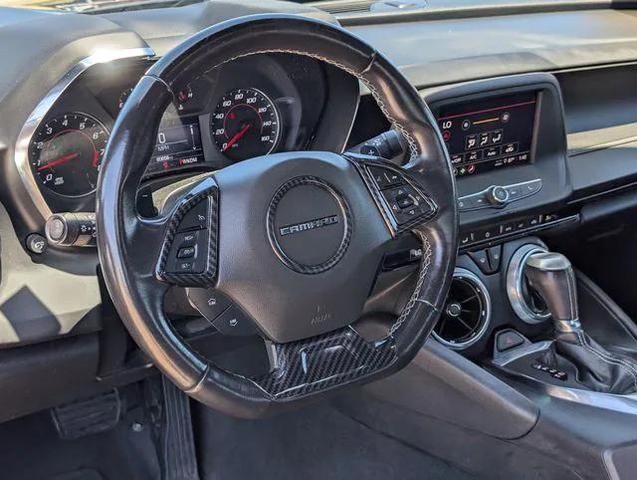 Photo of 2021 Shadow Gray Metallic Chevrolet Camaro