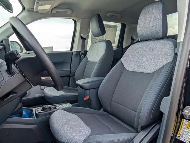 Photo of 2025 Shadow Black Ford Maverick