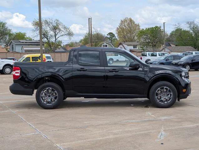 Photo of 2025 Shadow Black Ford Maverick