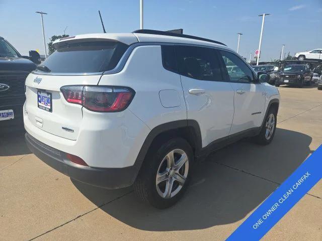 Photo of 2024 Bright White Jeep Compass