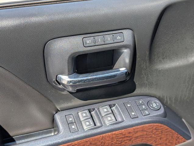 Photo of 2018 White Frost Tricoat GMC Sierra 1500