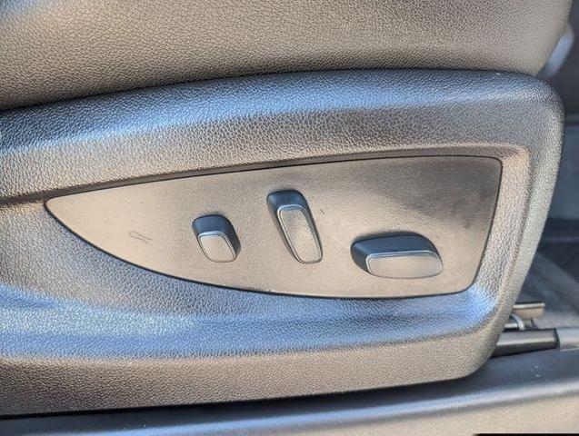 Photo of 2018 White Frost Tricoat GMC Sierra 1500