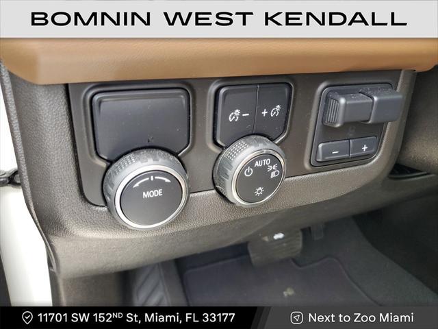 Photo of 2022 Iridescent Pearl Tricoat Chevrolet Tahoe