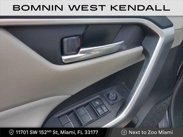 Photo of 2022 Gray Toyota RAV4