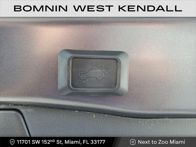 Photo of 2022 Gray Toyota RAV4