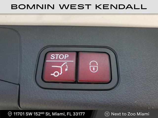 Photo of 2024 White Mercedes-Benz EQB 250