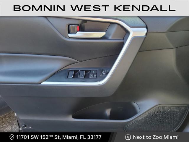Photo of 2024 Magnetic Gray Metallic Toyota RAV4
