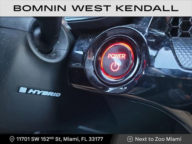 Photo of 2023 Gray Honda CR-V Hybrid