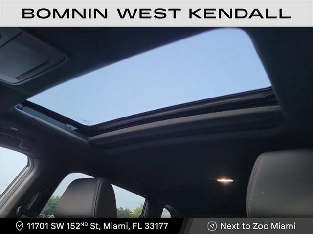 Photo of 2023 Gray Honda CR-V Hybrid