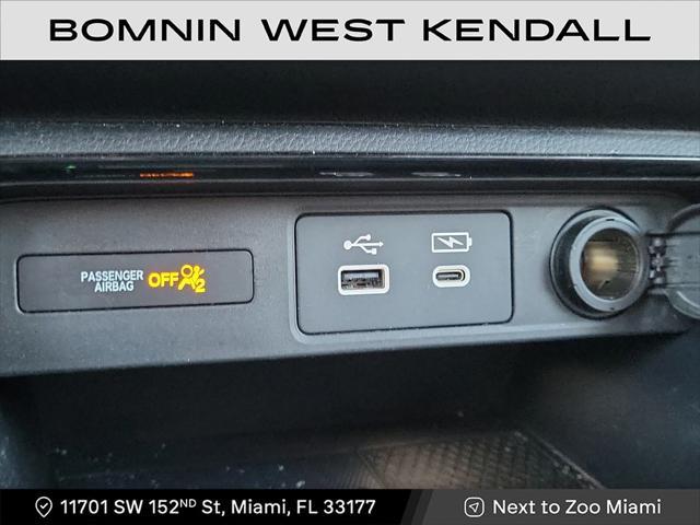 Photo of 2023 Gray Honda CR-V Hybrid