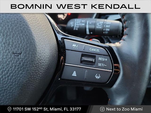 Photo of 2023 Gray Honda CR-V Hybrid