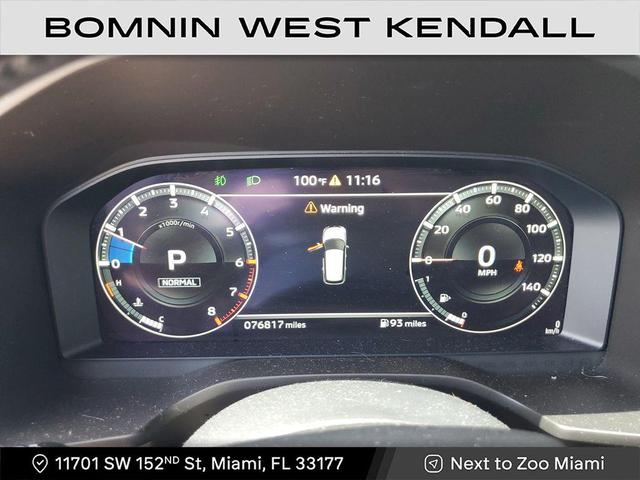 Photo of 2022 Mercury Gray Metallic Mitsubishi Outlander