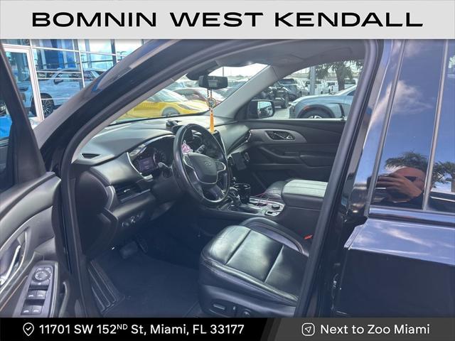Photo of 2021 Mosaic Black Metallic Chevrolet Traverse