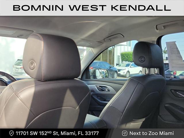 Photo of 2021 Mosaic Black Metallic Chevrolet Traverse