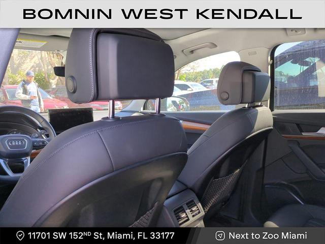 Photo of 2023 Gray Audi Q5