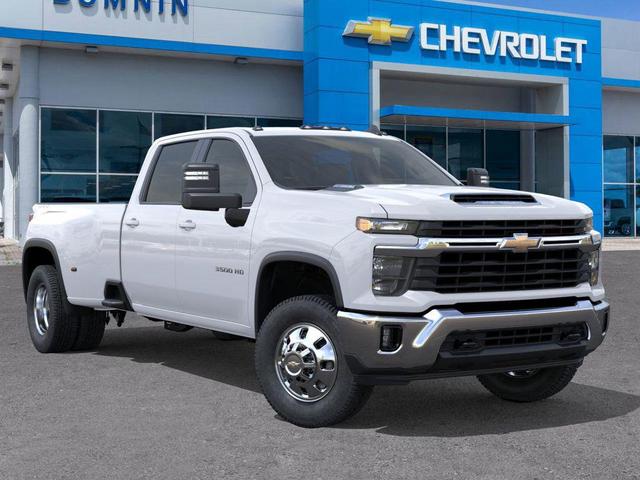 Photo of 2026 Summit White Chevrolet Silverado 3500