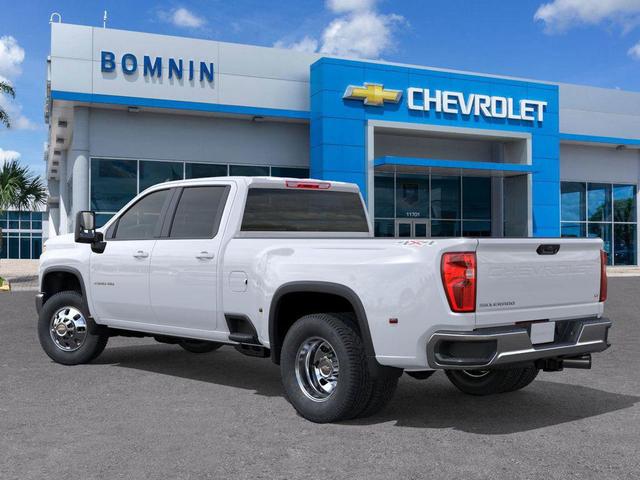 Photo of 2026 Summit White Chevrolet Silverado 3500