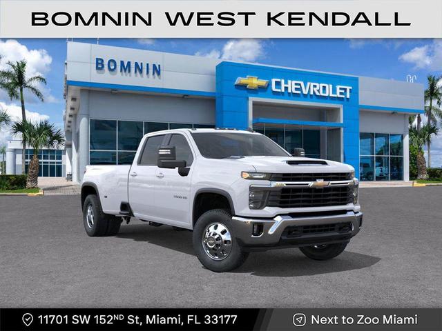 Photo of 2026 Summit White Chevrolet Silverado 3500
