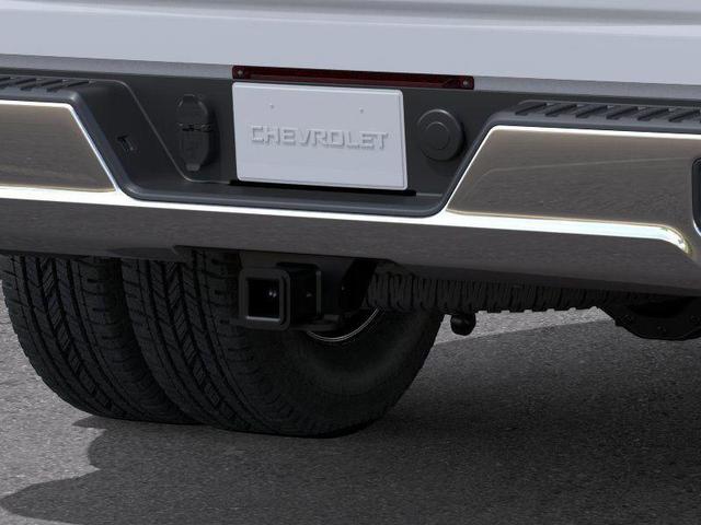 Photo of 2026 Summit White Chevrolet Silverado 3500