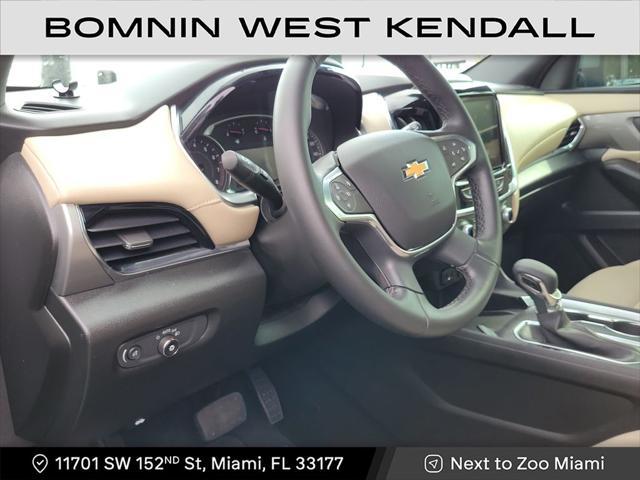 Photo of 2024 Sterling Gray Metallic Chevrolet Traverse