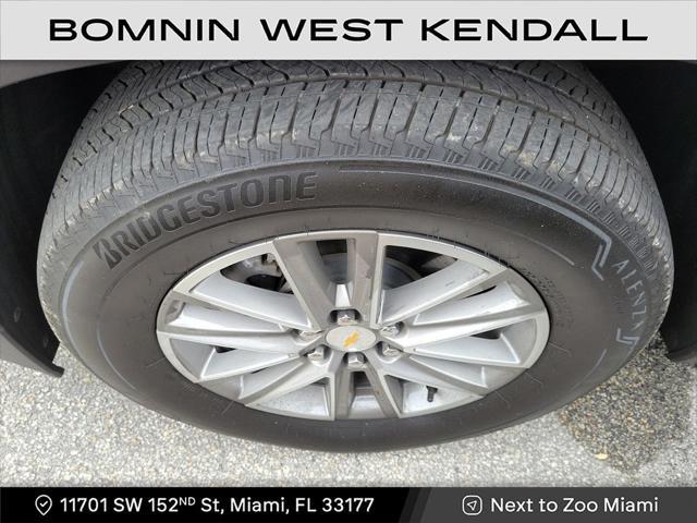 Photo of 2024 Sterling Gray Metallic Chevrolet Traverse
