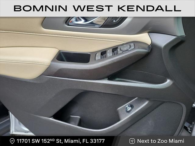 Photo of 2024 Sterling Gray Metallic Chevrolet Traverse