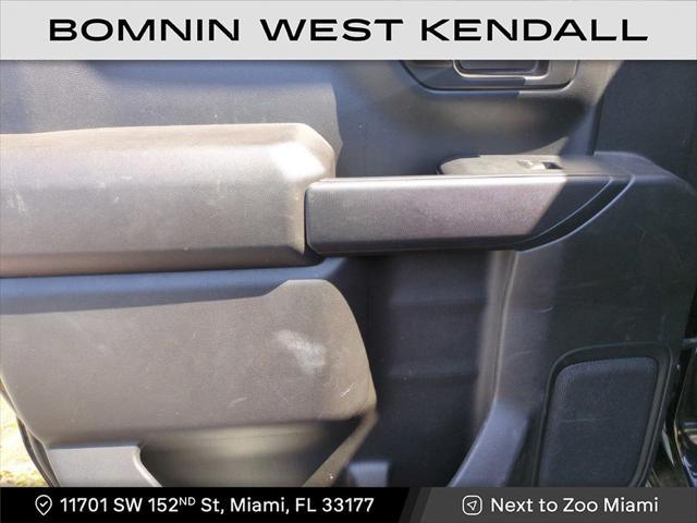 Photo of 2022 Black Chevrolet Silverado 1500