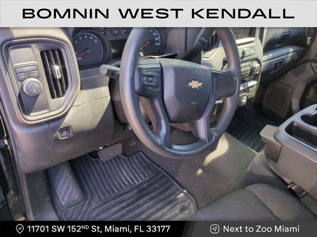 Photo of 2022 Black Chevrolet Silverado 1500